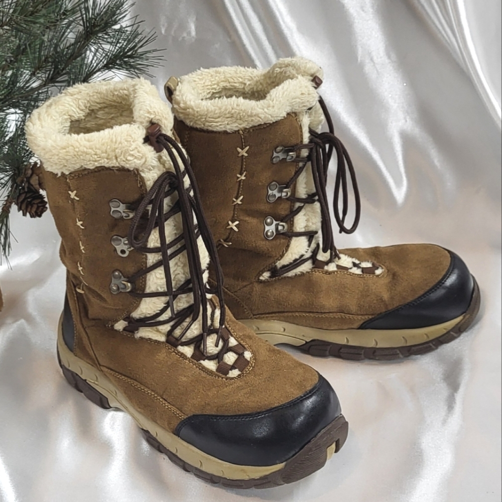 Itasca Anastasia Faux Fur/Leather Eskimo Boots